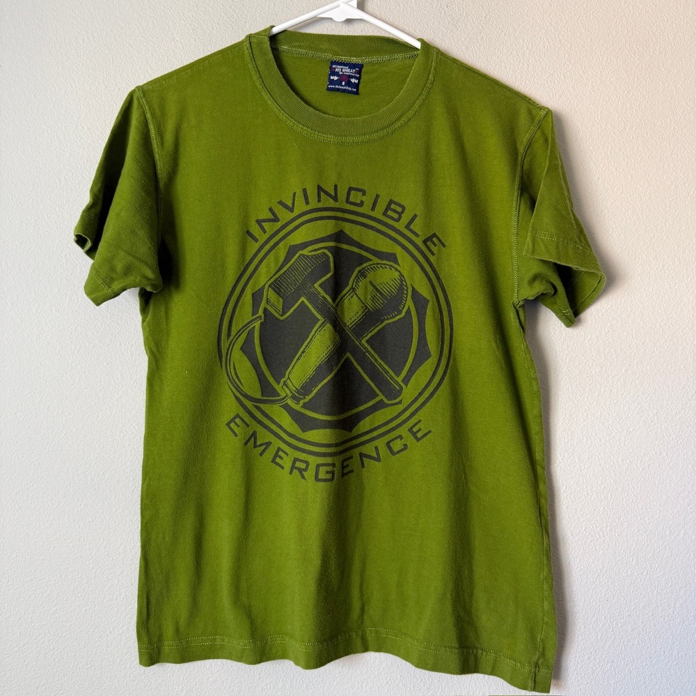No Sweat Invincible Emergence Graphic T-Shirt Green Organic Cotton Small